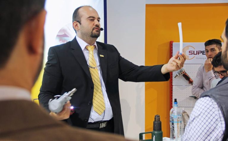 سوپرپکس در چهاردهمین نمایشگاه تاسیسات و سیستمهای سرمایشی و گرمایشی تهران